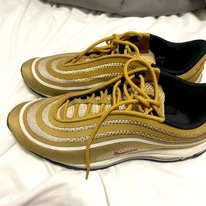 Gold Nike 360
